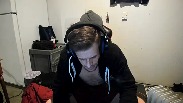 Snapshot of JamesMichael88 chatting on 03.07.25 JamesMichael88 online show from 03.07.25