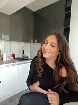 claraxjoyy online show from 10.16.25