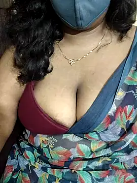Snapshot of Rathi22 chatting on 07.17.26 Rathi22 online show from 07.17.26