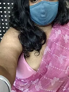 Snapshot of Rathi22 chatting on 07.26.26 Rathi22 online show from 07.26.26