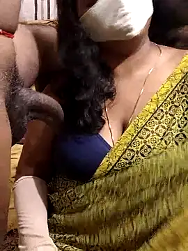 Snapshot of Rathi22 chatting on 07.29.26 Rathi22 online show from 07.29.26