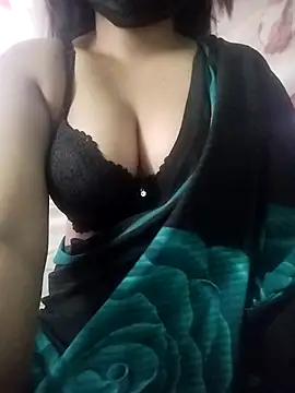 Snapshot of muskan-Sharma chatting on 03.11.25 muskan-Sharma online show from 03.11.25