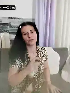 Snapshot of SEXYMIKY87 chatting on 01.05.25 SEXYMIKY87 online show from 01.05.25