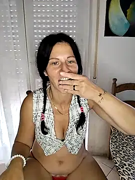 Snapshot of SEXYMIKY87 chatting on 10.07.25 SEXYMIKY87 online show from 10.07.25