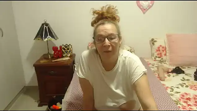 milchanel online show from 09.10.25