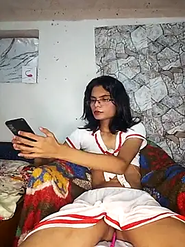 Enna Zarza  online show from 09.25.25