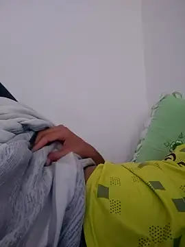 Snapshot of fredfgr chatting on 10.02.25 fredfgr online show from 10.02.25