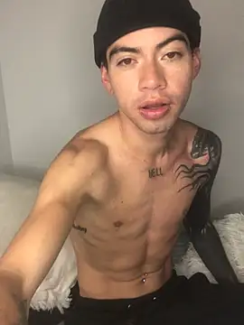 Henophiid online show from 01.11.26