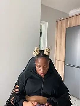 Snapshot of Thando04 chatting on 01.19.26 Thando04 online show from 01.19.26