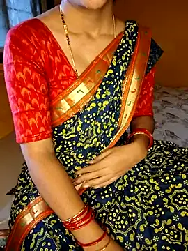 lovelygirl4567 online show from 10.04.25