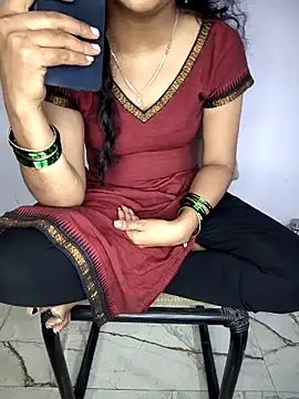 lovelygirl4567 online show from 04.02.26