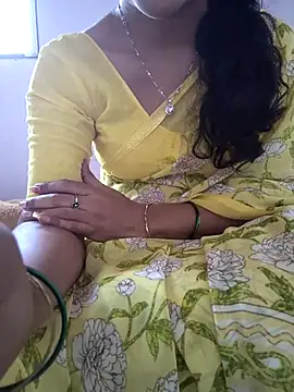 lovelygirl4567 online show from 05.06.26