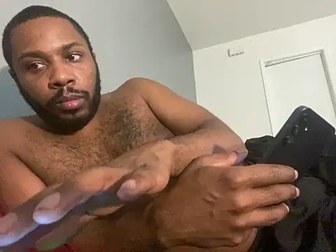 Snapshot of Caliclysm chatting on 10.01.25 Caliclysm online show from 10.01.25