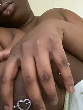 Snapshot of DamnBubbles chatting on 01.17.25 DamnBubbles online show from 01.17.25