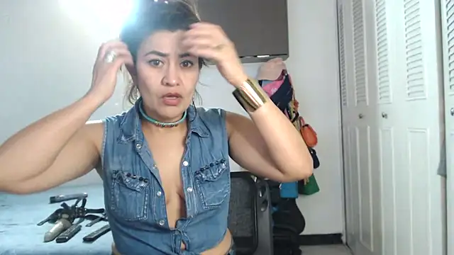 CamilaLix online show from 03.06.25