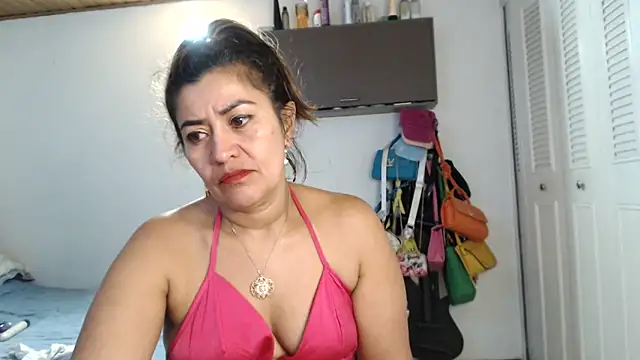 CamilaLix online show from 03.10.25