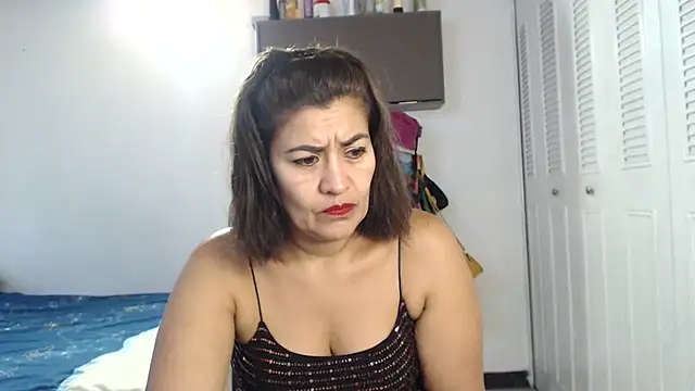 CamilaLix online show from 03.12.25