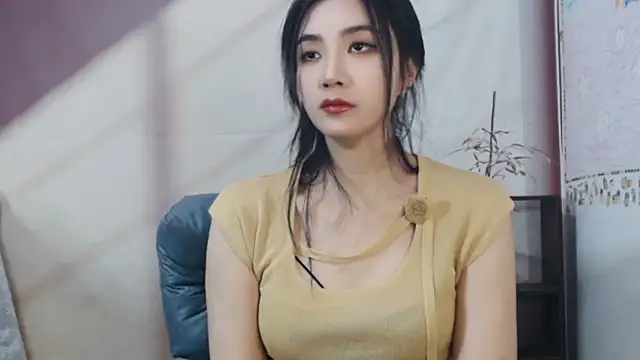 Snapshot of xiaotiantian-76 chatting on 01.11.25 xiaotiantian-76 online show from 01.11.25