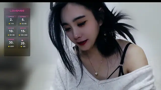 Snapshot of xiaotiantian-76 chatting on 02.11.25 xiaotiantian-76 online show from 02.11.25