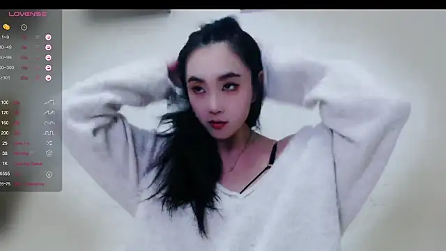 Snapshot of xiaotiantian-76 chatting on 02.14.25 xiaotiantian-76 online show from 02.14.25