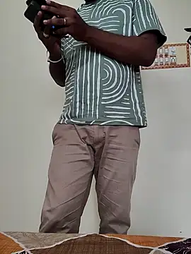 Snapshot of rashnak chatting on 10.04.25 rashnak online show from 10.04.25