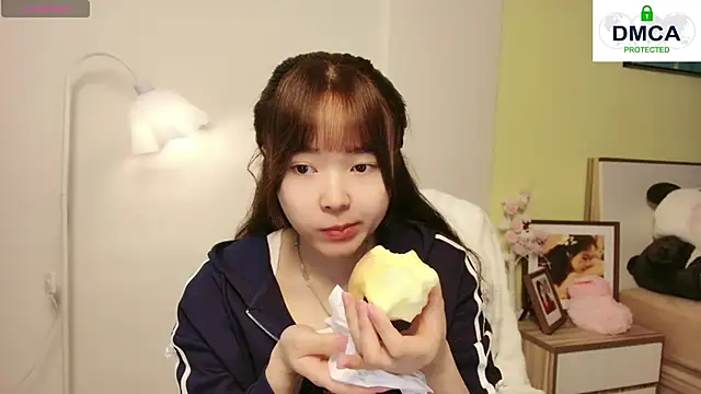 Chenjing0 online show from 02.16.25