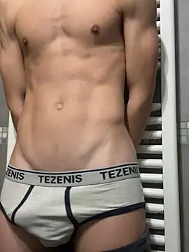 EmanuelMCL online show from 01.04.25