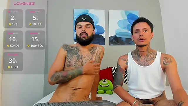 Snapshot of Emilio_Wolf chatting on 01.26.25 Emilio Wolf online show from 01.26.25