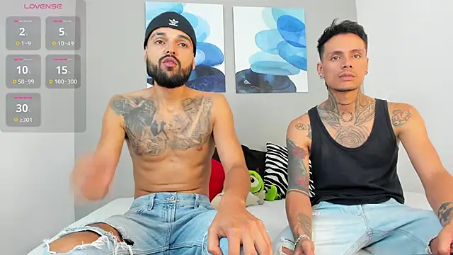 Snapshot of Emilio_Wolf chatting on 01.30.25 Emilio Wolf online show from 01.30.25