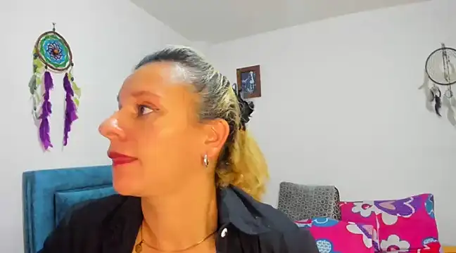 sofi saliva2511 online show from 02.10.25