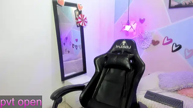 katy handerson online show from 03.06.25