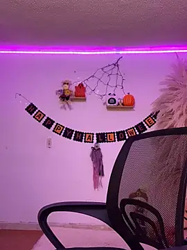 ariadna cooper online show from 10.10.25