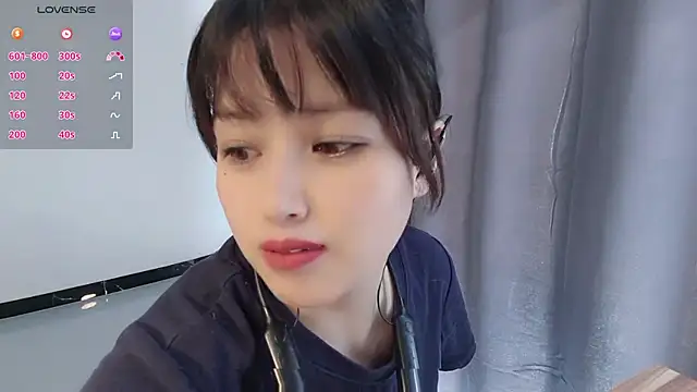 Lucky-xiuxiu online show from 10.25.25