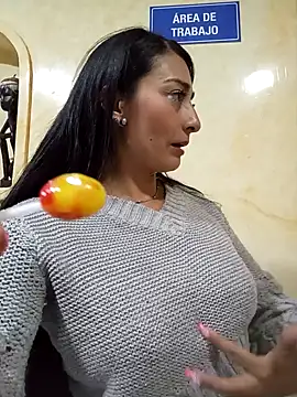 BELLA--26 online show from 02.10.25