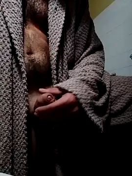 Snapshot of HueingChamber4352 chatting on 09.17.25 HueingChamber4352 online show from 09.17.25