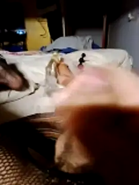 Snapshot of HueingChamber4352 chatting on 10.18.25 HueingChamber4352 online show from 10.18.25