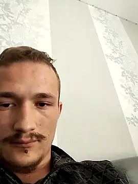 frankthefuck69 online show from 04.22.26