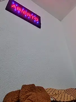 VDorseJHill6 online show from 03.04.26