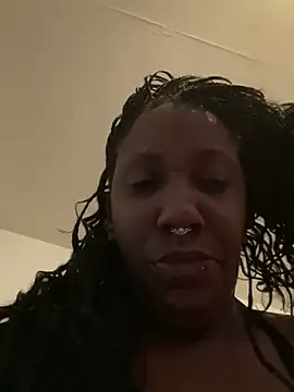 Yoshibaby2670 online show from 02.14.25