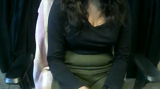 Snapshot of hot-niti chatting on 02.01.25 hot-niti online show from 02.01.25