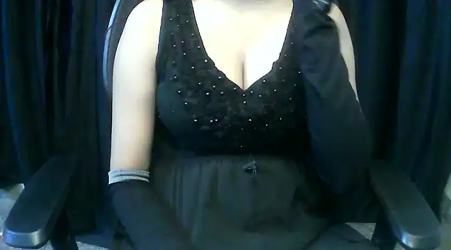 Snapshot of hot-niti chatting on 02.11.25 hot-niti online show from 02.11.25