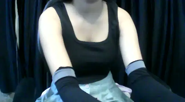 Snapshot of hot-niti chatting on 02.28.25 hot-niti online show from 02.28.25