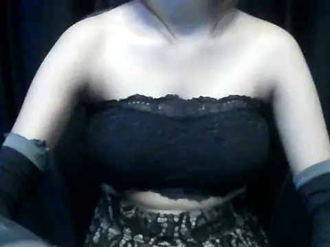 Snapshot of hot-niti chatting on 09.20.25 hot-niti online show from 09.20.25