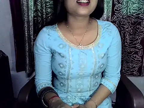 SIYA MAVI online show from 02.27.26