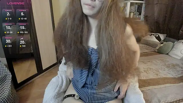 Snapshot of alexiamaleax chatting on 11.22.25 alexiamaleax online show from 11.22.25