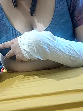 mallupriyapriya online show from 09.24.25