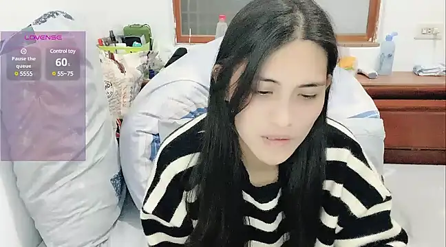 Snapshot of tw_kindness chatting on 01.05.25 tw kindness online show from 01.05.25