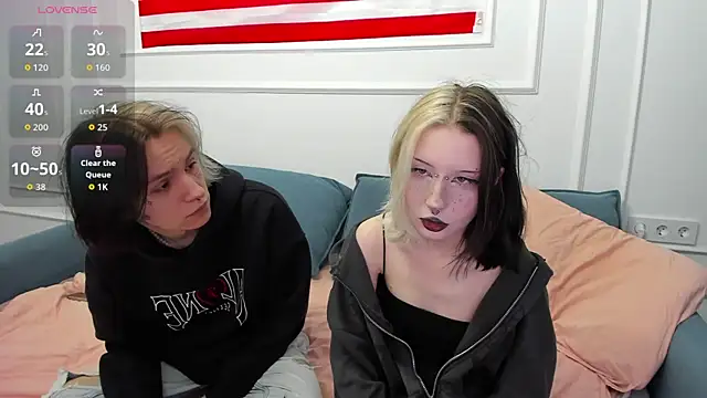 VeryRare TwinS online show from 05.10.26