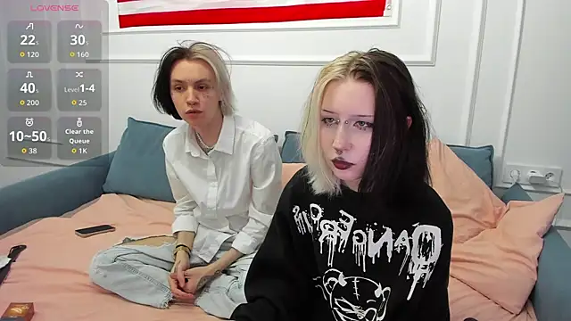 VeryRare TwinS online show from 05.11.26