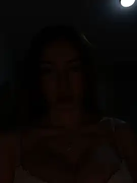 Snapshot of Maddy_Jones chatting on 11.18.25 Maddy Jones online show from 11.18.25